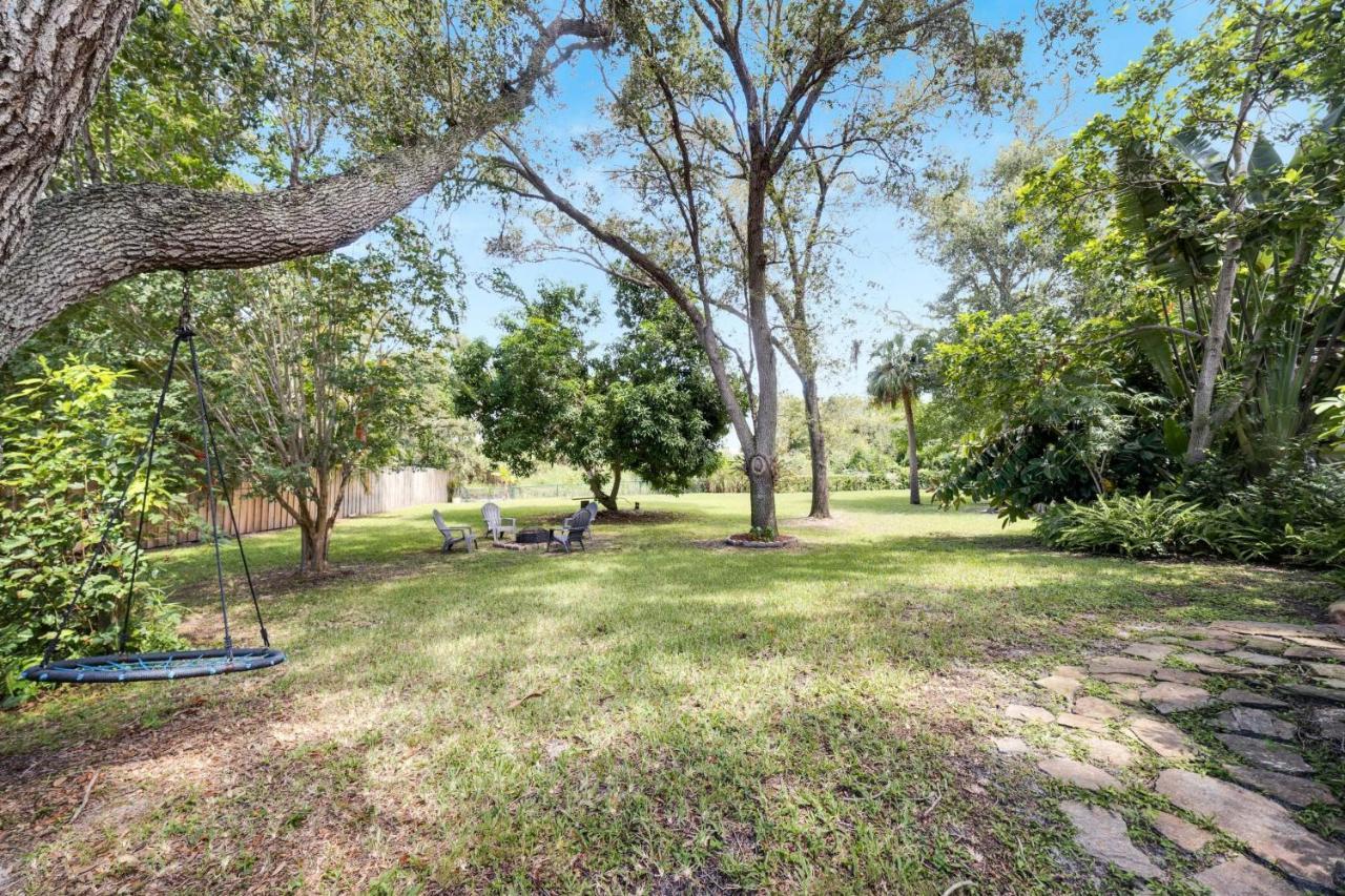 Palm Harbor Estate W/ Pool & Fruit Trees On Acre Vila Exterior foto