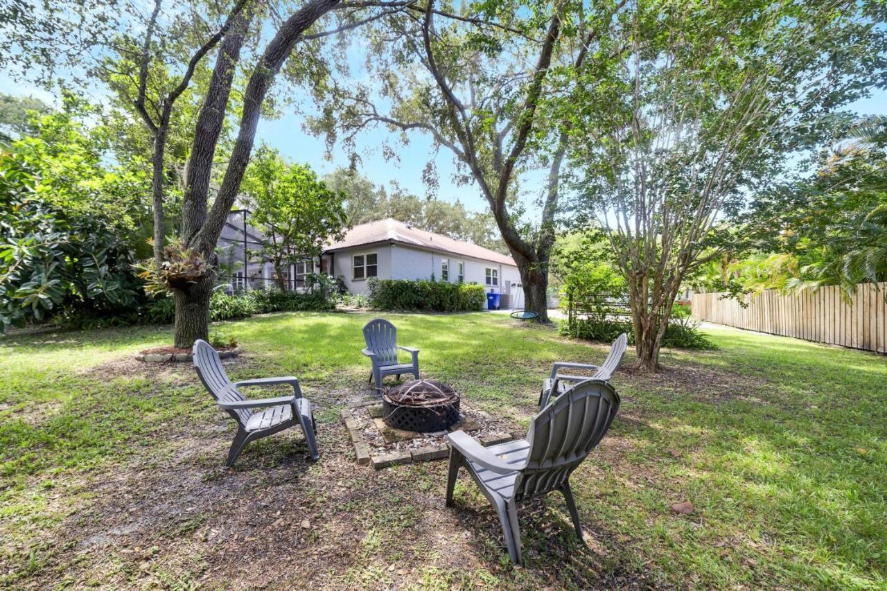 Palm Harbor Estate W/ Pool & Fruit Trees On Acre Vila Exterior foto